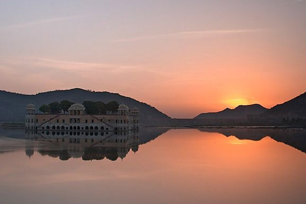 sunset at jal Mahal