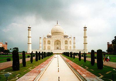 agra sightseeing monuments
